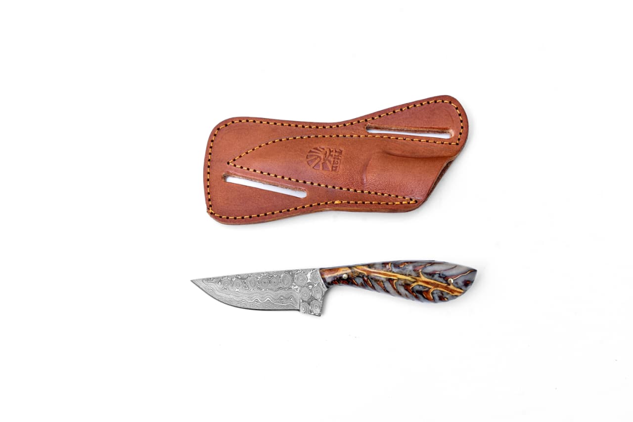 Damascus Steel Pinecone Skinner Knife