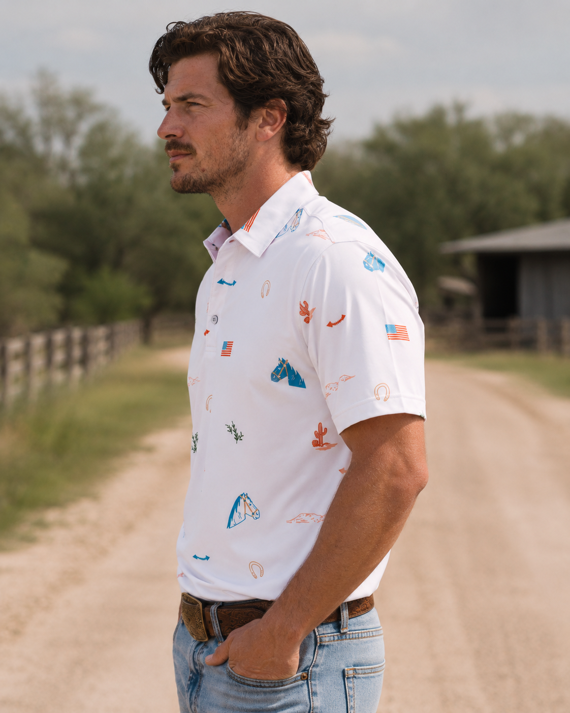 Americana Polo, side view