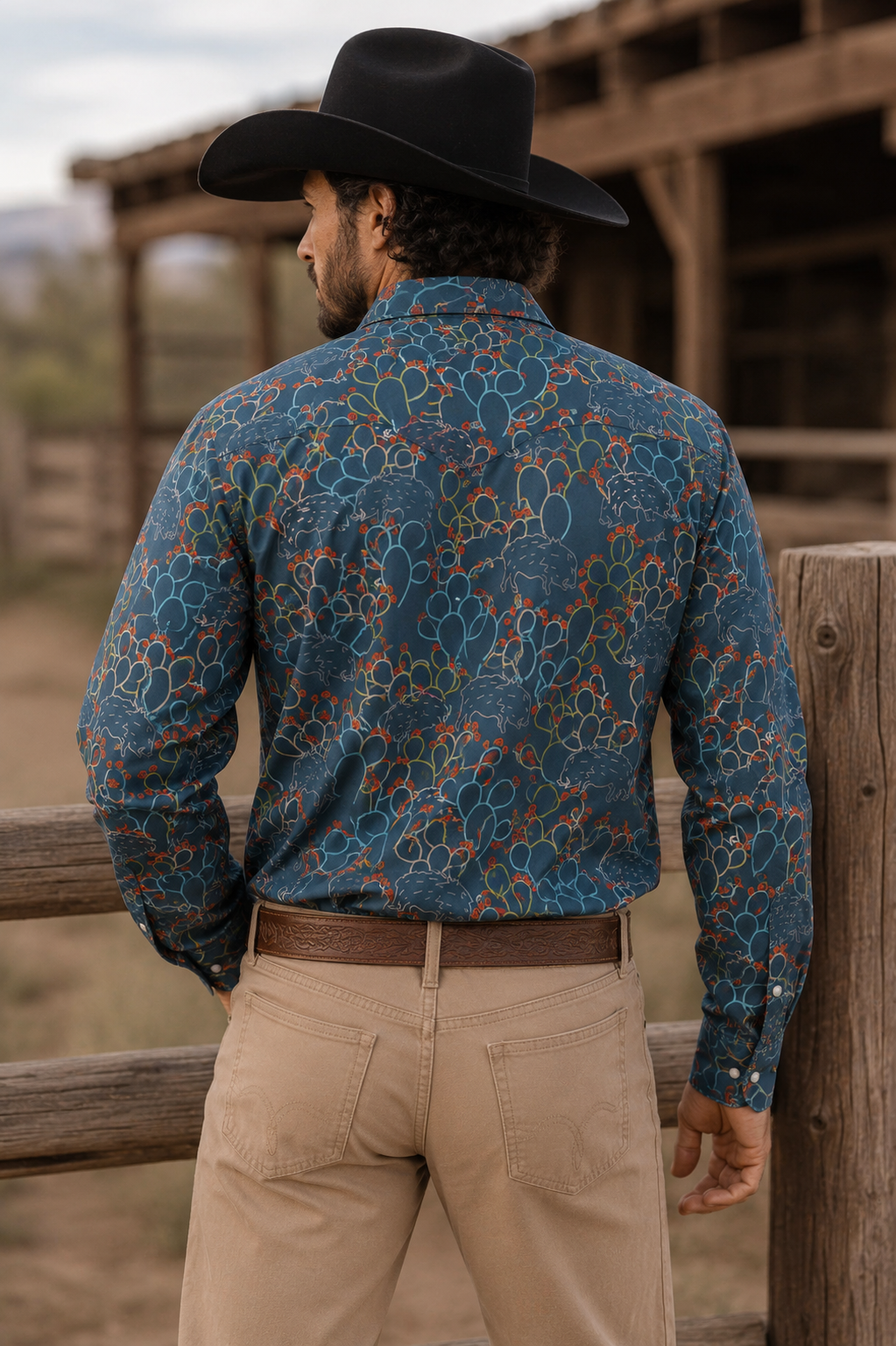 Javelina Paradise Pearl Snap, side view