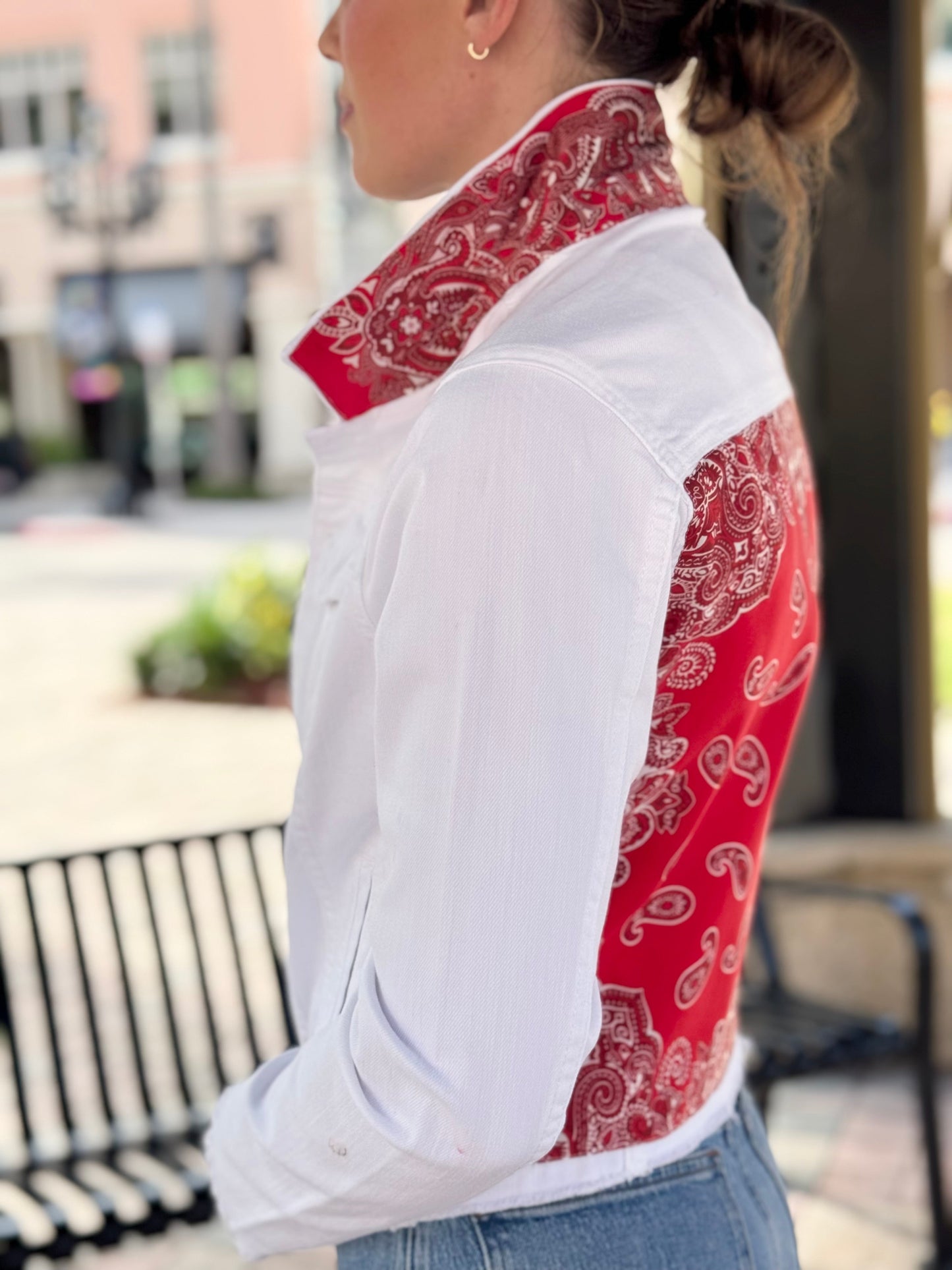 The White Denim Jacket / Western Paisley Red, close-up view
