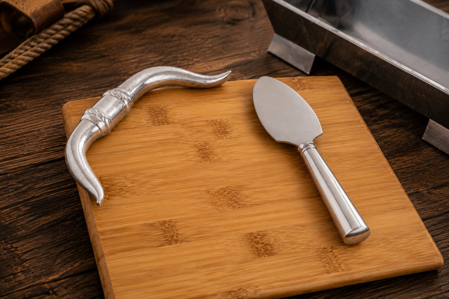 Longhorn Bamboo Cheese Set, alternate view