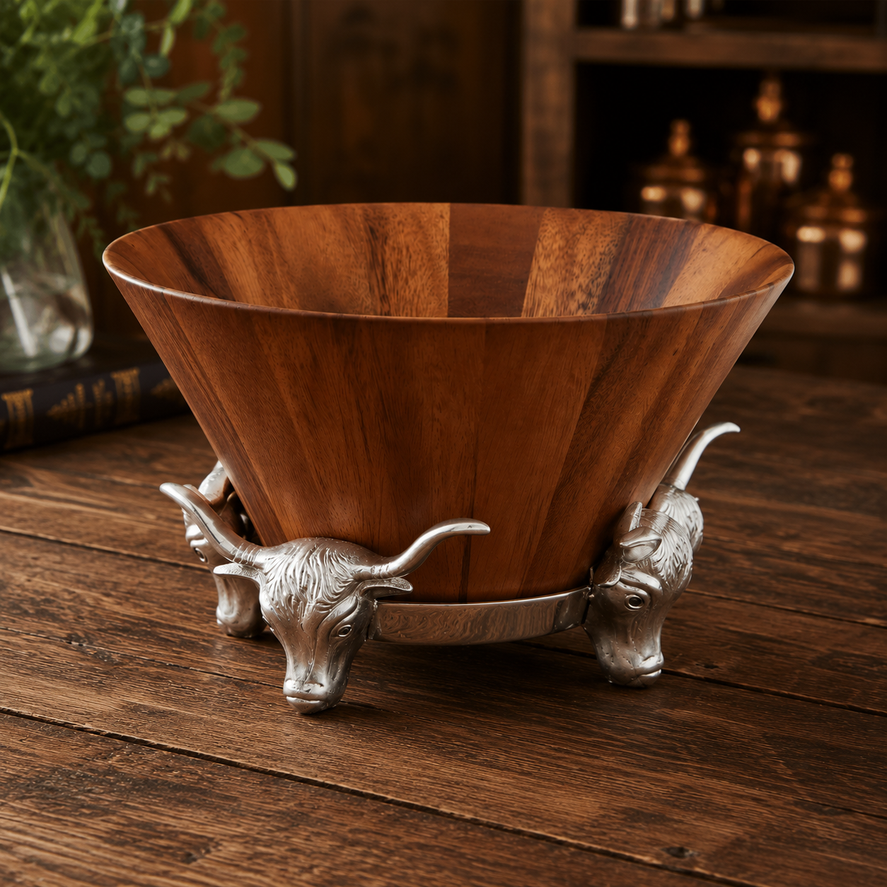 Longhorn Salad Bowl, front view