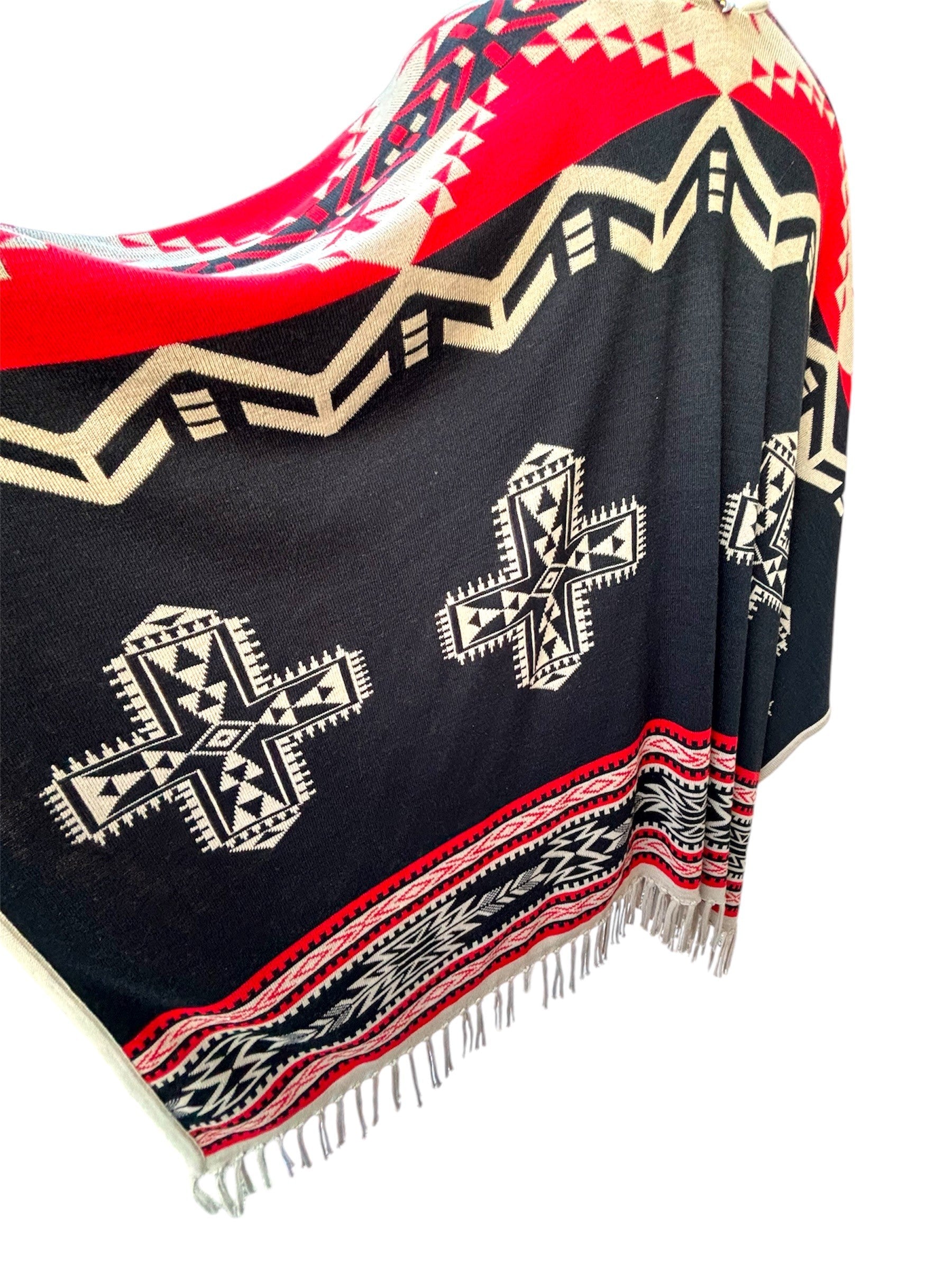 Southwest Reversible Wrap - White, lifestyle view